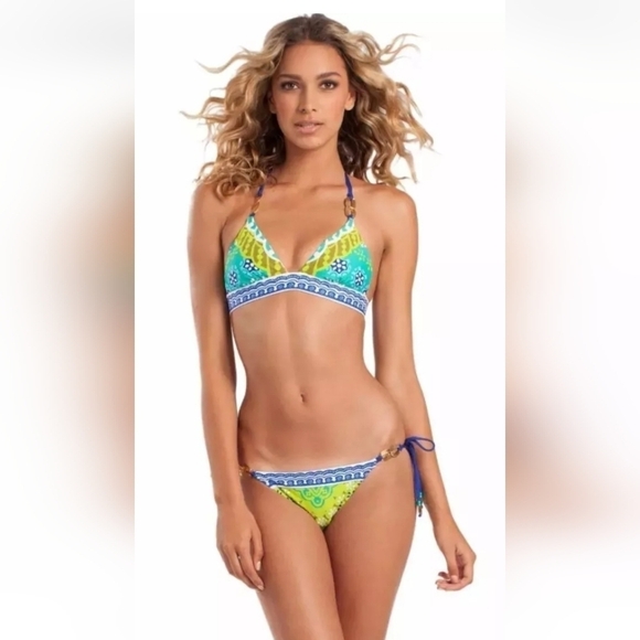 Trina Turk Seychelles Triangle Bikini Top w/Matching Hipster Bottoms Size 8 / 10 - Picture 1 of 13
